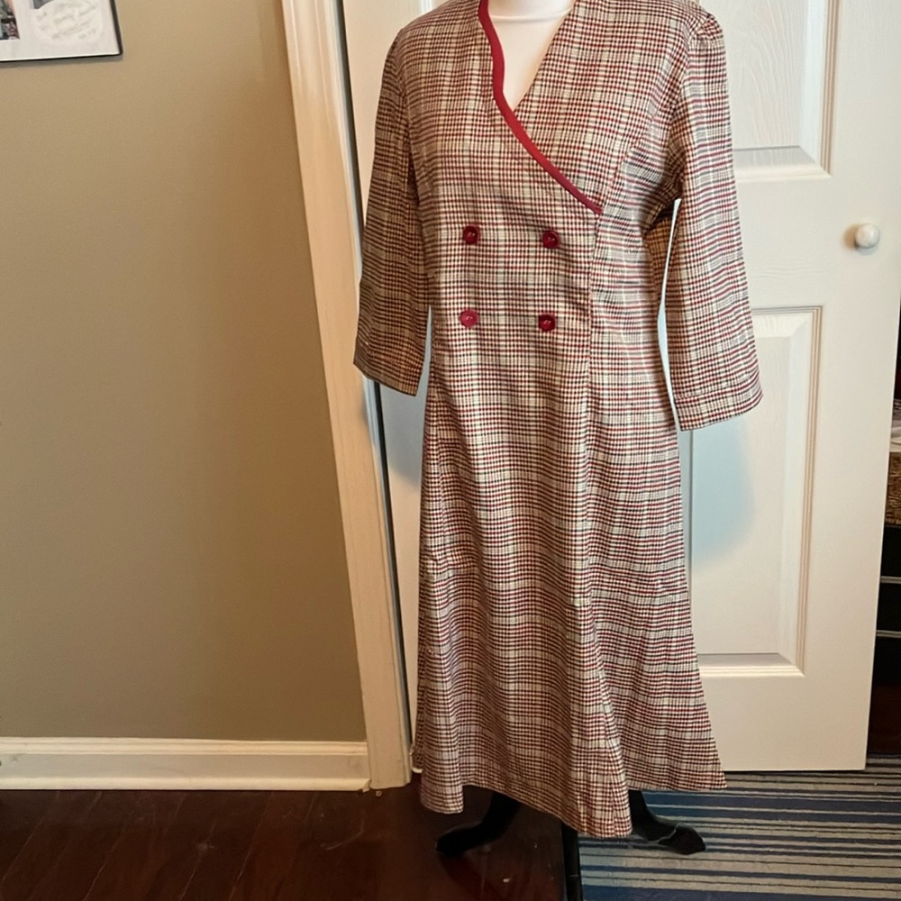 Vintage style KC Fashion dress. 2XL, but more like size 8-10. Great for costume